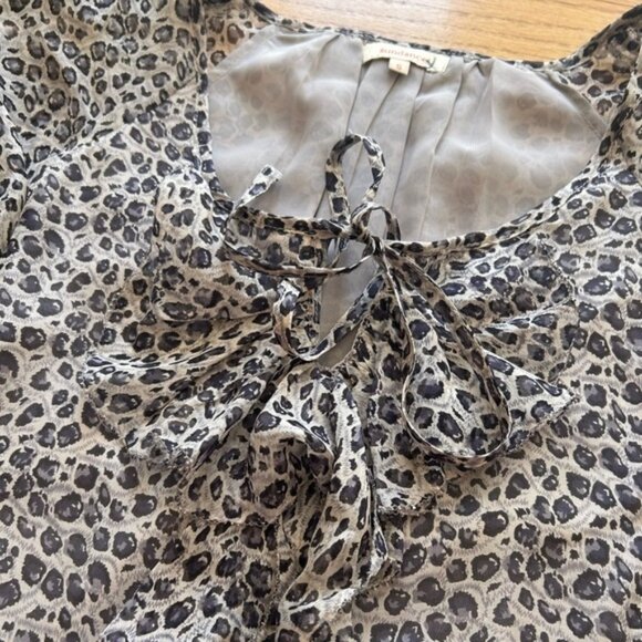 Sundance Silk Animal Print Dress Gray White Ruffle Leopard Small - Picture 5 of 9